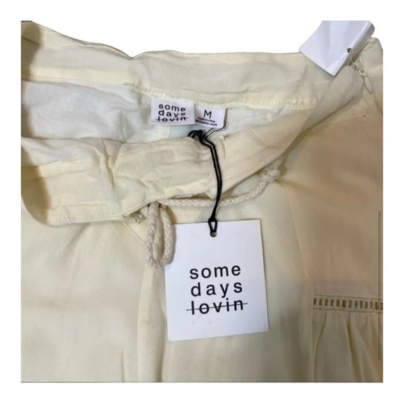 Somedays Lovin Ruffle Lace front Pheasant Shorts in Cream NWT - Picture 5 of 9